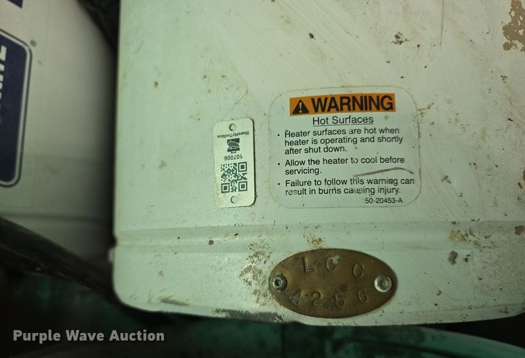 image for item LW9941 (18) heaters