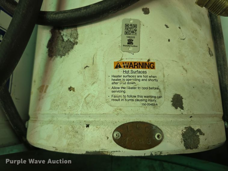 image for item LW9941 (18) heaters