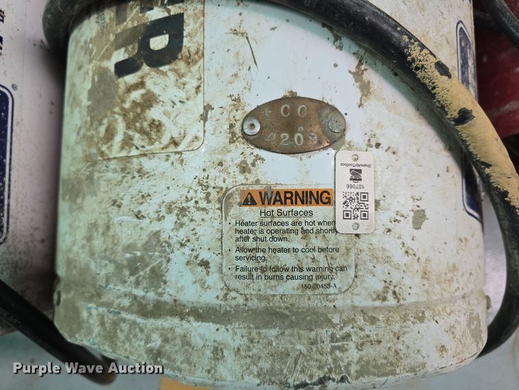 image for item LW9941 (18) heaters