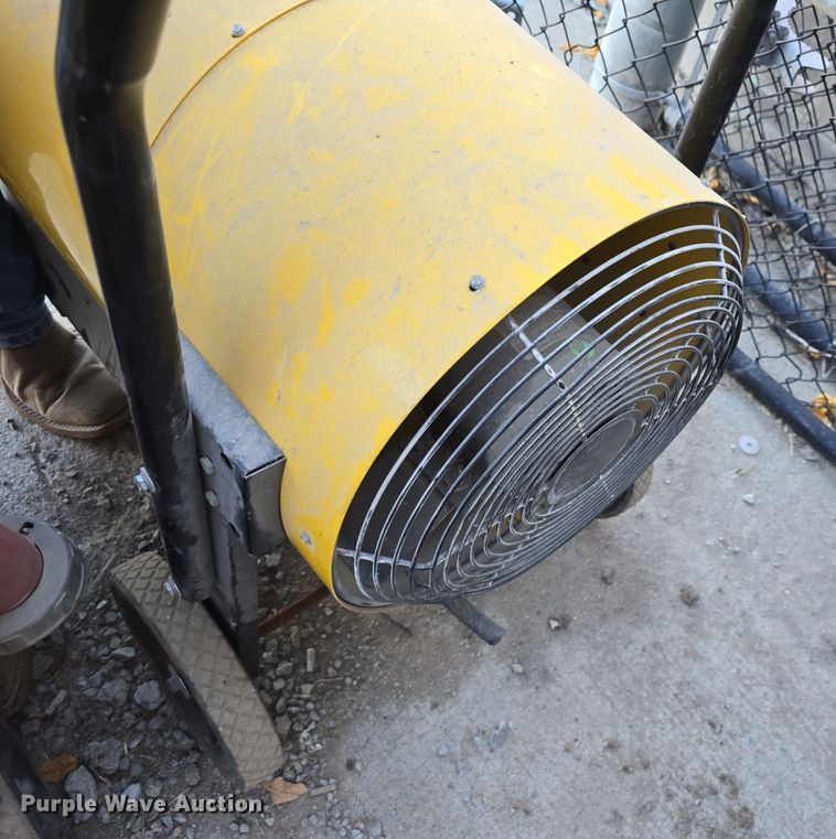 image for item LW9945 (10) heaters