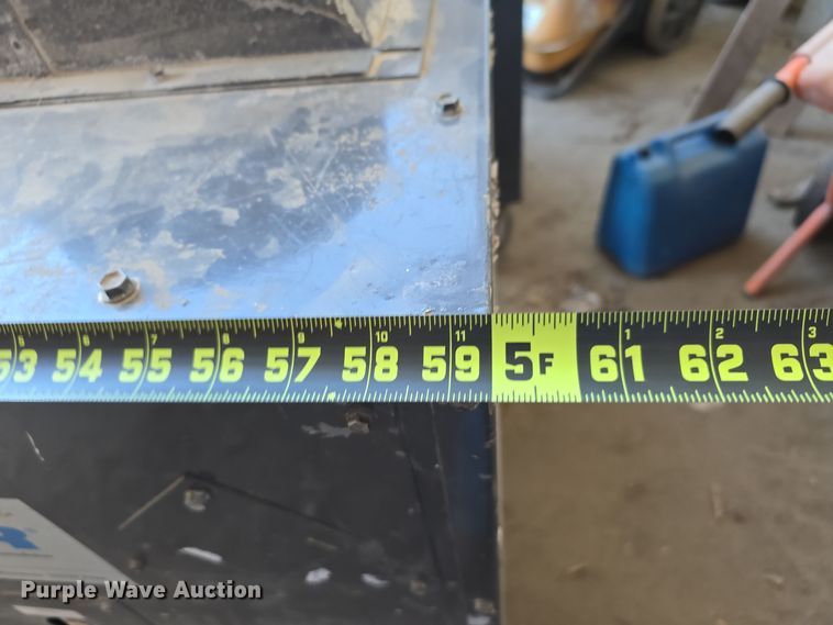 image for item LW9945 (10) heaters