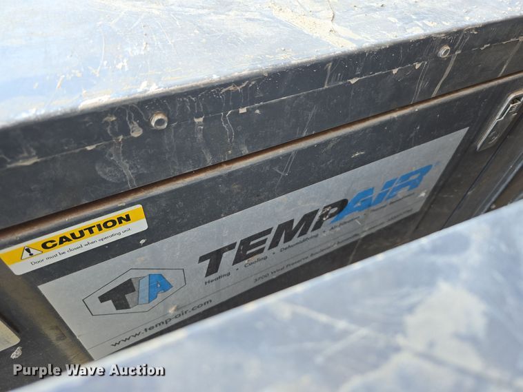 image for item LW9945 (10) heaters