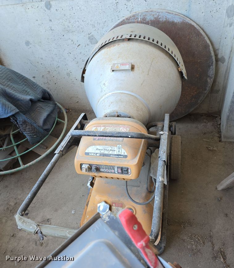 image for item LW9945 (10) heaters