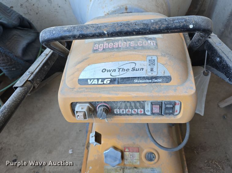 image for item LW9945 (10) heaters