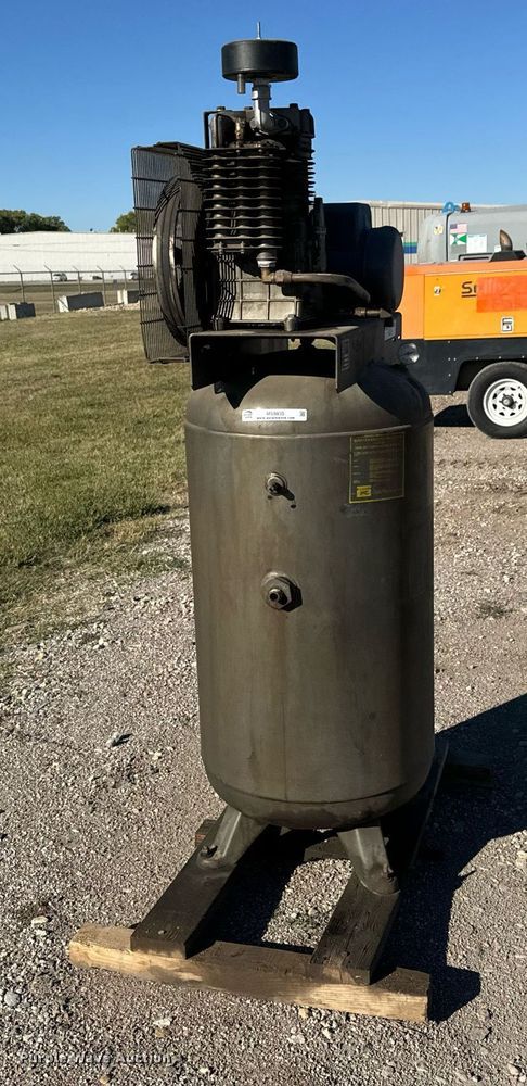 image for item MS9835 1992 American IMC 318VL air compressor