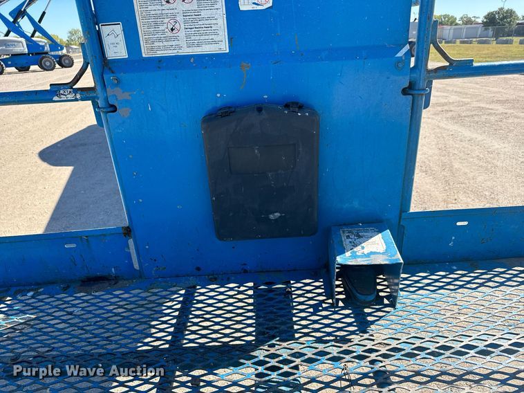 image for item MS9838 2007 Genie  S60 boom lift