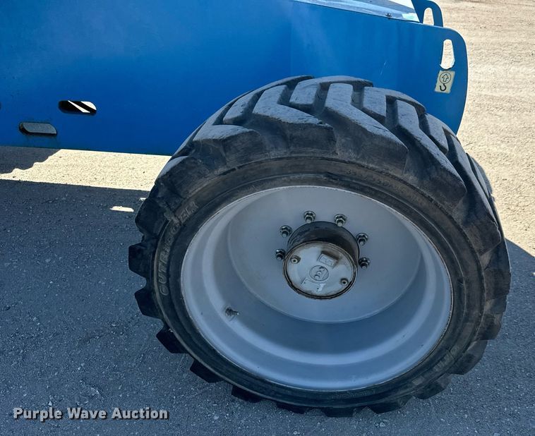 image for item MS9838 2007 Genie  S60 boom lift