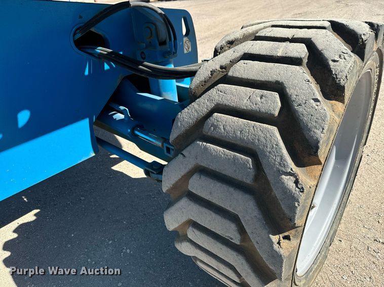 image for item MS9838 2007 Genie  S60 boom lift