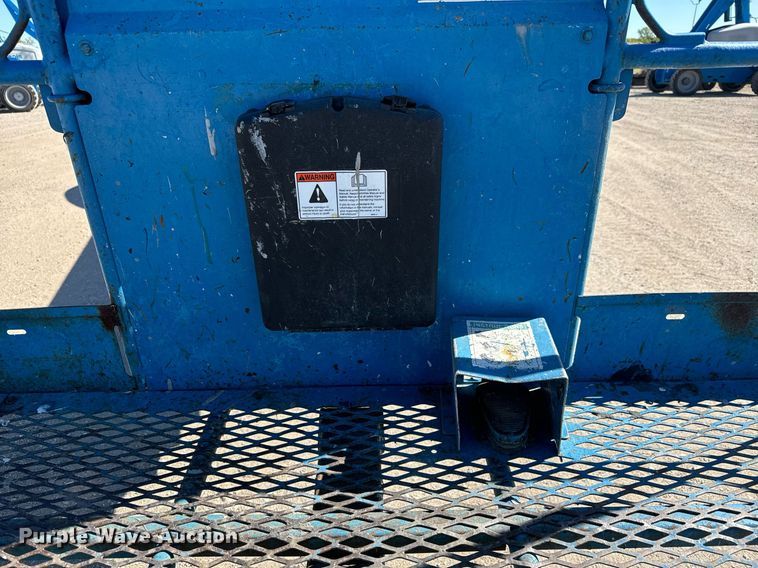 image for item MS9839 2006 Genie S60 boom lift