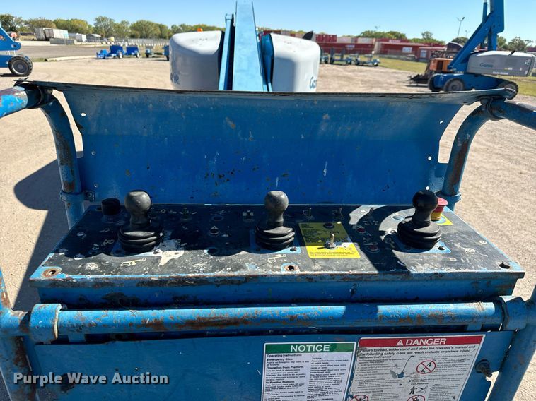 image for item MS9839 2006 Genie S60 boom lift