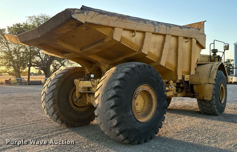 image for item MS9841 1988 Caterpillar  D35C haul truck