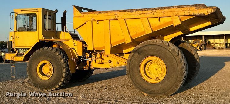 image for item MS9841 1988 Caterpillar  D35C haul truck