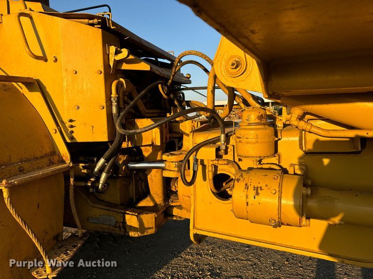 image for item MS9841 1988 Caterpillar  D35C haul truck