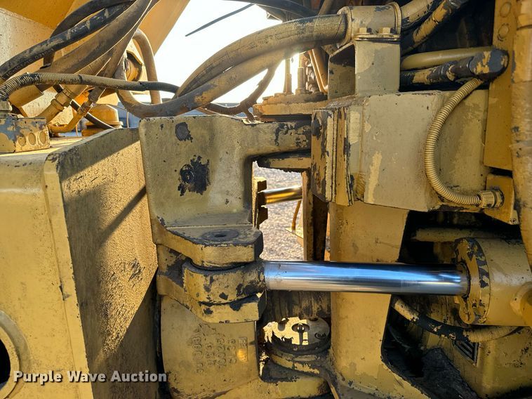 image for item MS9841 1988 Caterpillar  D35C haul truck