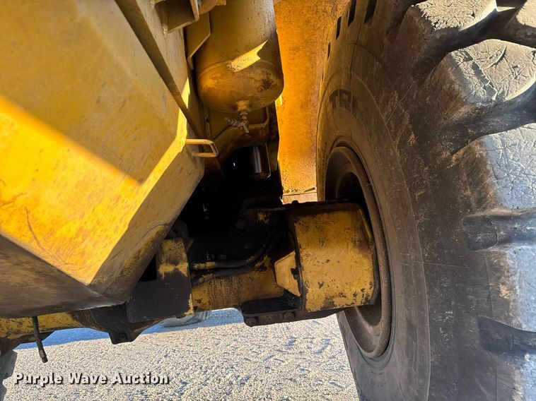 image for item MS9841 1988 Caterpillar  D35C haul truck