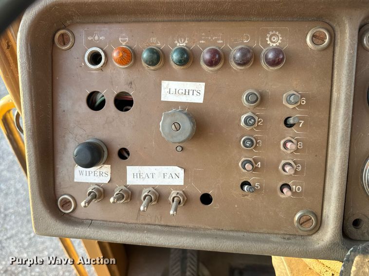 image for item MS9841 1988 Caterpillar  D35C haul truck