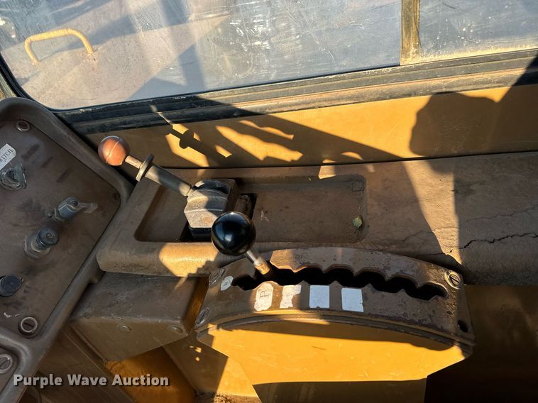 image for item MS9841 1988 Caterpillar  D35C haul truck