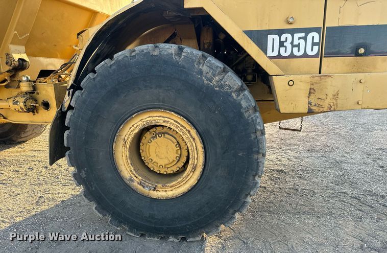 image for item MS9841 1988 Caterpillar  D35C haul truck