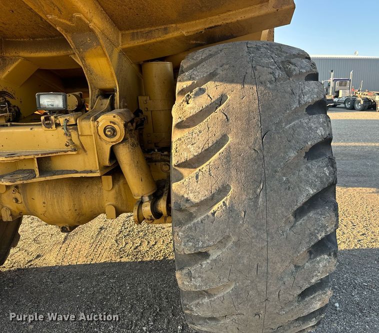 image for item MS9841 1988 Caterpillar  D35C haul truck
