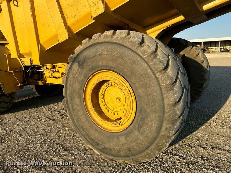 image for item MS9841 1988 Caterpillar  D35C haul truck