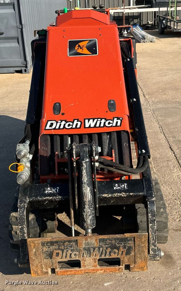 image for item MS9842 2019 Ditch Witch SK1050 compact utility loader