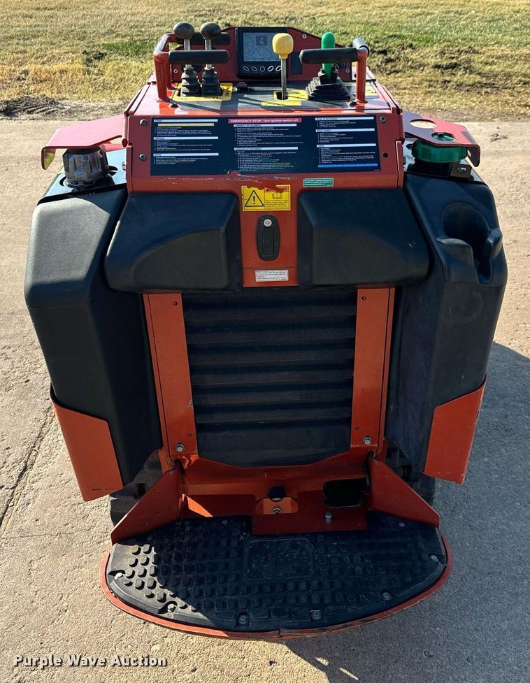 image for item MS9842 2019 Ditch Witch SK1050 compact utility loader