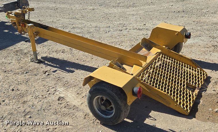 image for item MS9867 2005 Vermeer SC252 stump grinder