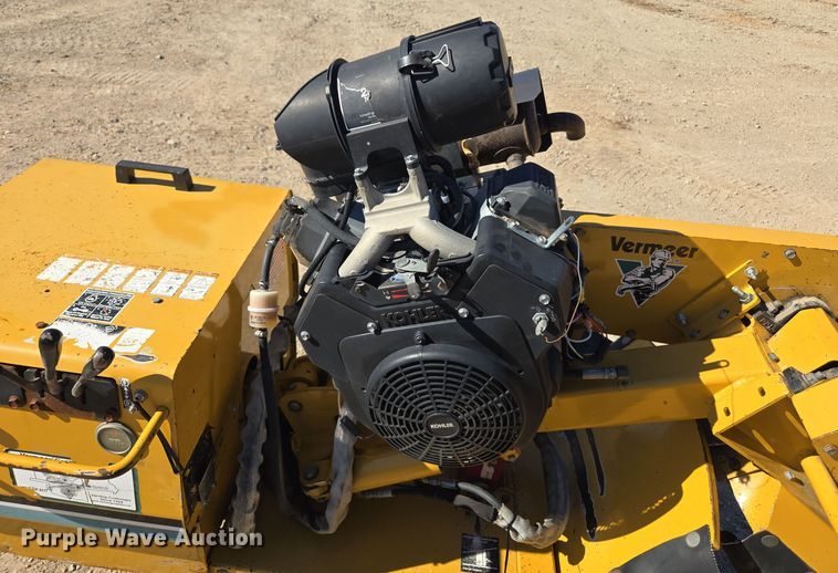 image for item MS9867 2005 Vermeer SC252 stump grinder