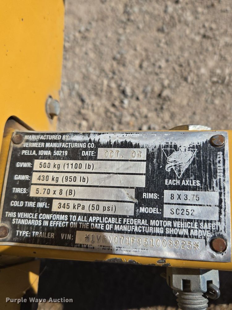 image for item MS9867 2005 Vermeer SC252 stump grinder