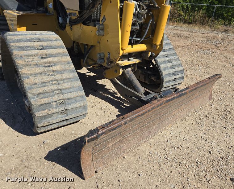 image for item MS9868 2009 Vermeer RTX750 vibratory cable plow