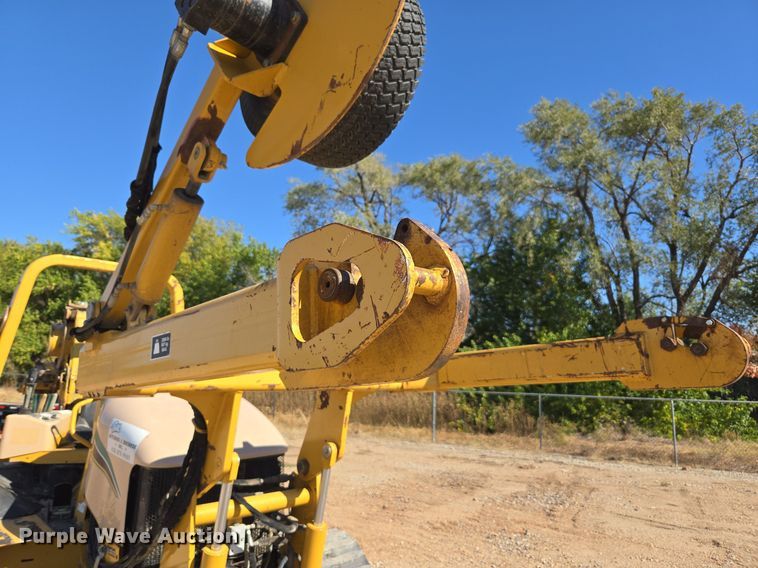 image for item MS9868 2009 Vermeer RTX750 vibratory cable plow