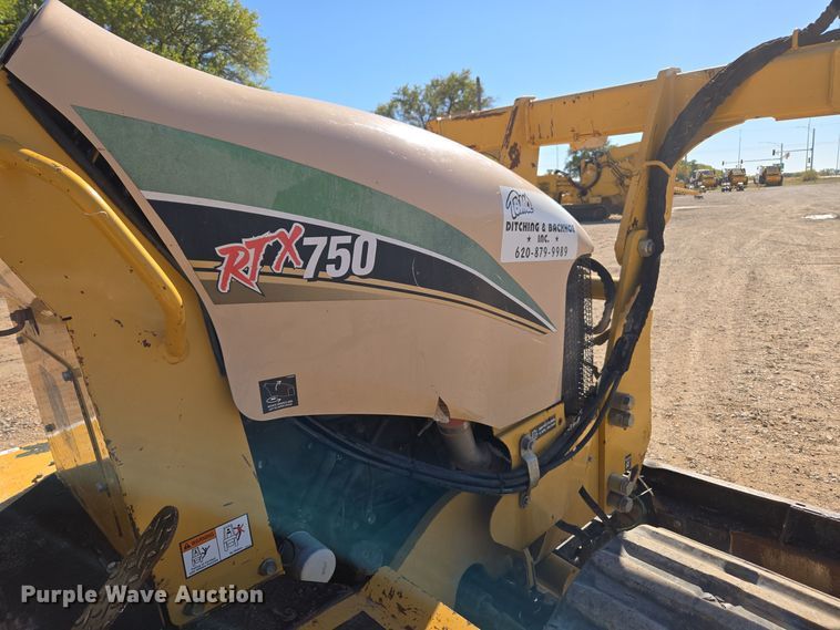 image for item MS9868 2009 Vermeer RTX750 vibratory cable plow