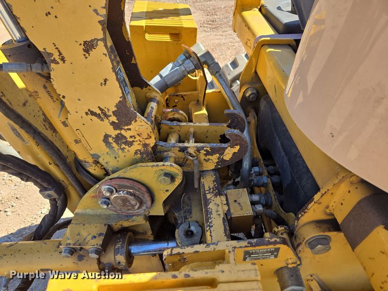 image for item MS9868 2009 Vermeer RTX750 vibratory cable plow