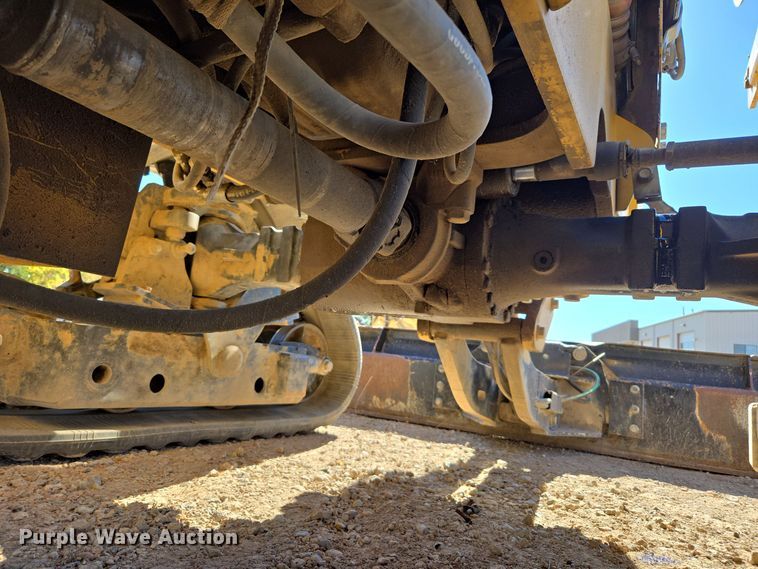 image for item MS9868 2009 Vermeer RTX750 vibratory cable plow