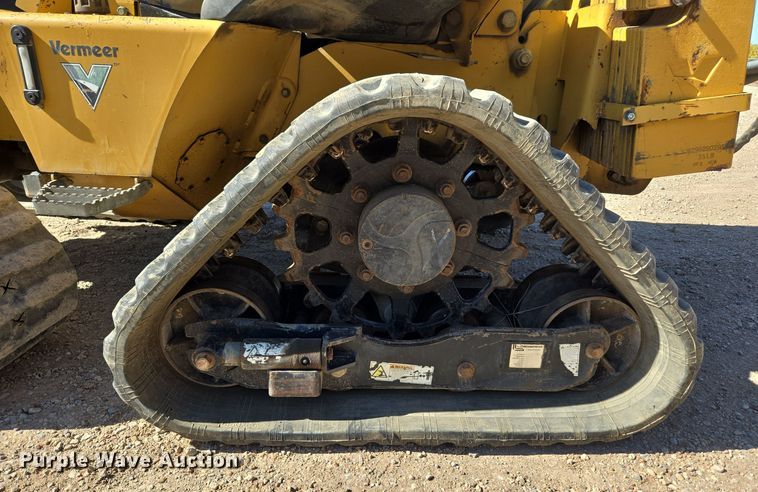 image for item MS9868 2009 Vermeer RTX750 vibratory cable plow