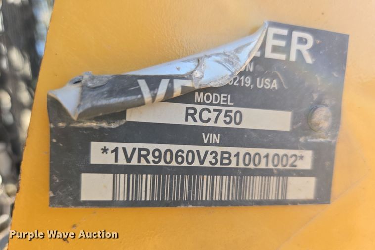 image for item MS9868 2009 Vermeer RTX750 vibratory cable plow