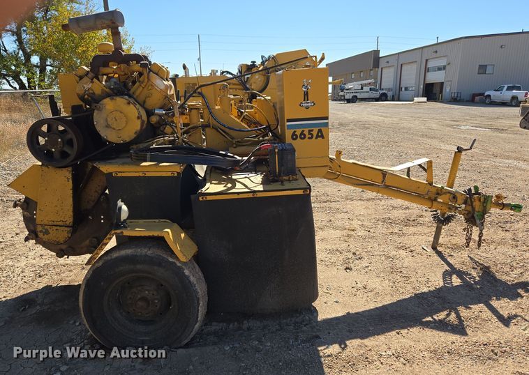 image for item MS9870 1985 Vermeer  665A stump grinder