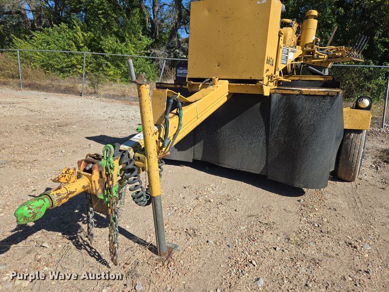 image for item MS9870 1985 Vermeer  665A stump grinder