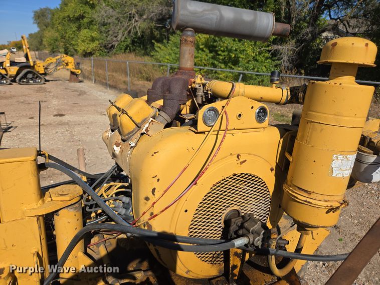 image for item MS9870 1985 Vermeer  665A stump grinder