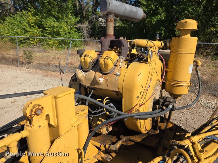 image for item MS9870 1985 Vermeer  665A stump grinder