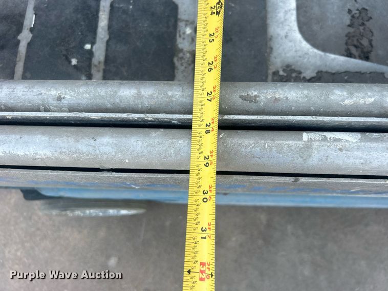 image for item NO9505 2010 Genie GR-20 vertical lift