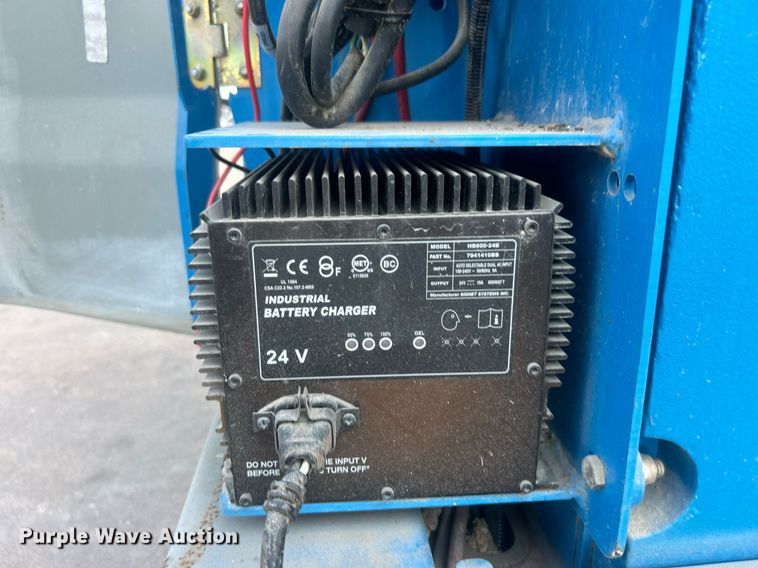 image for item NO9505 2010 Genie GR-20 vertical lift