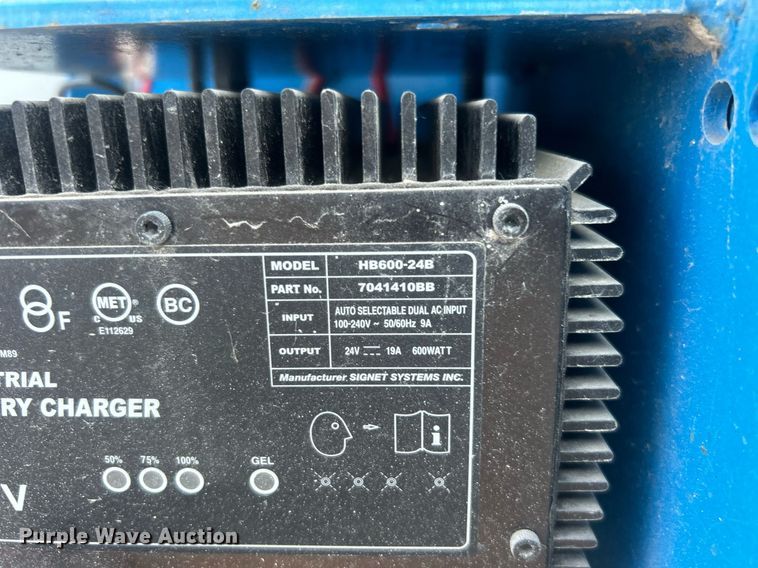 image for item NO9505 2010 Genie GR-20 vertical lift