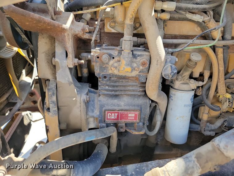 image for item NZ9986 1996 Ford  Aeromax L9000 dump truck