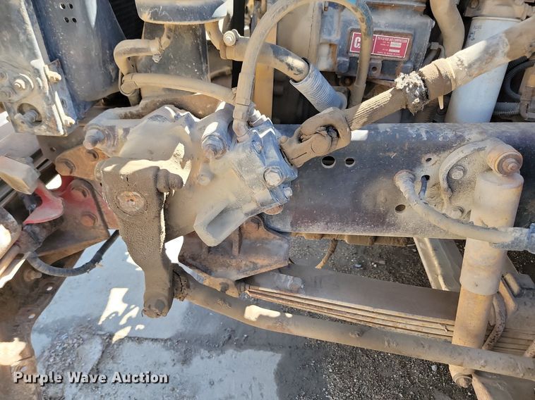 image for item NZ9986 1996 Ford  Aeromax L9000 dump truck