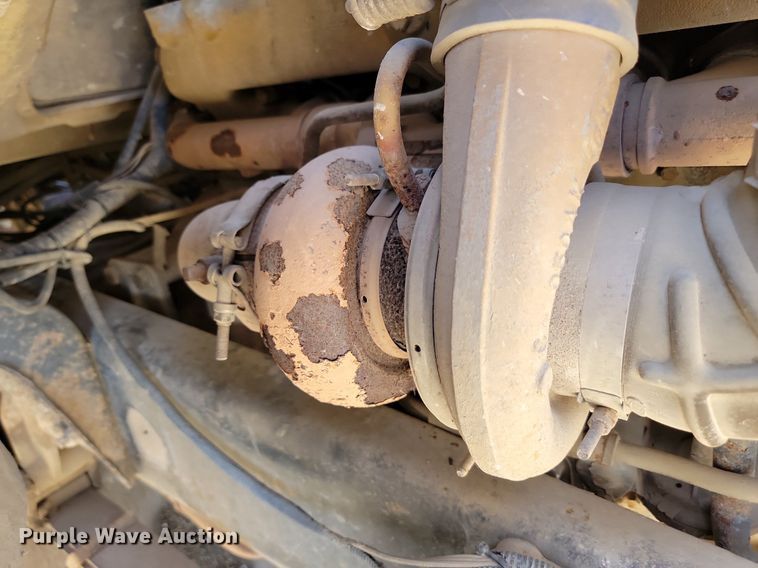 image for item NZ9986 1996 Ford  Aeromax L9000 dump truck