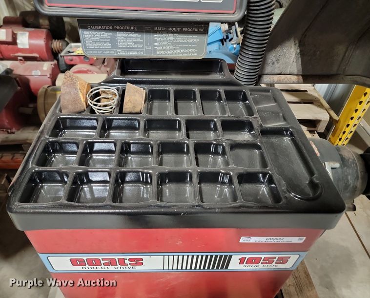 image for item OD9693 Coats Direct Drive 1055 tire balancer