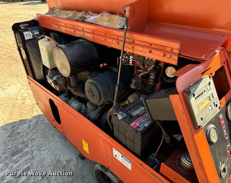 image for item OG9696 2000 Ditch Witch  JT520 directional boring unit