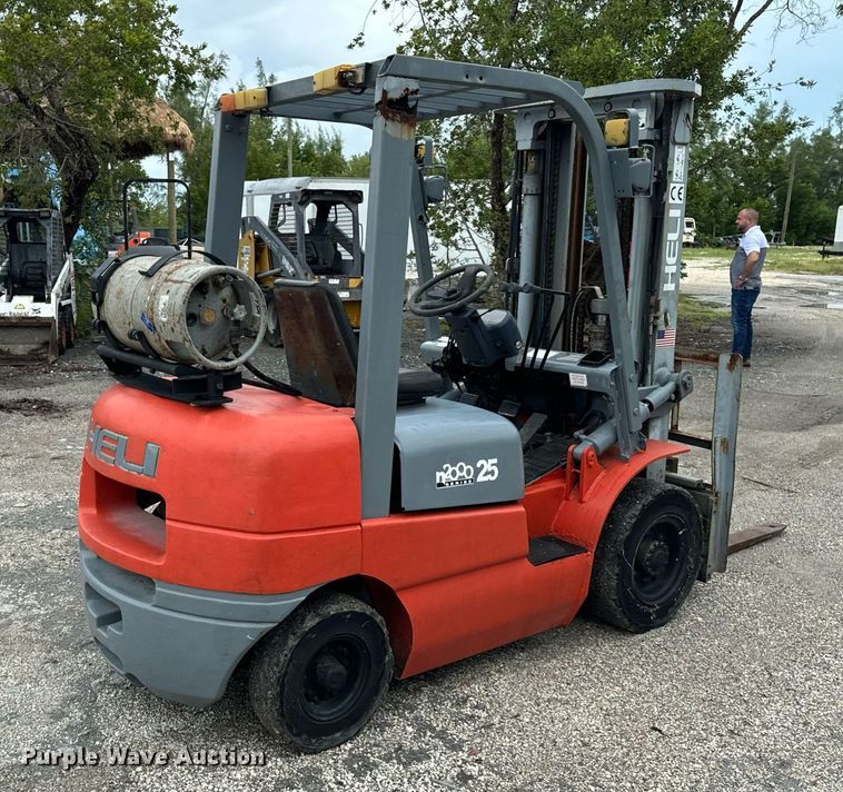 image for item OG9697 Heli CPYD25 forklift
