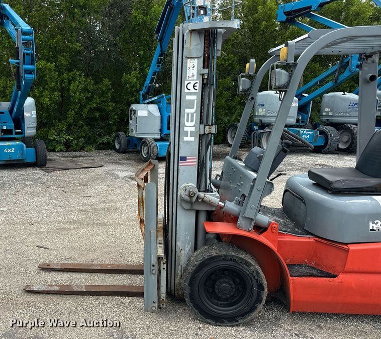 image for item OG9697 Heli CPYD25 forklift